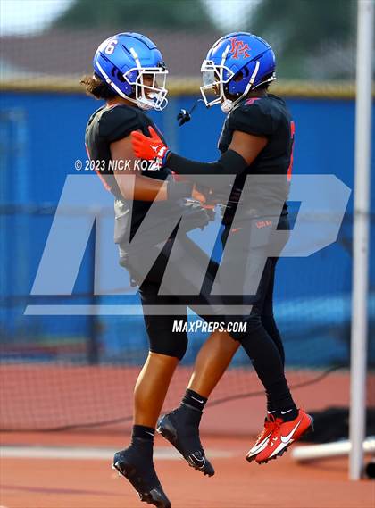 Thumbnail 1 in Timpview vs. Los Alamitos photogallery.
