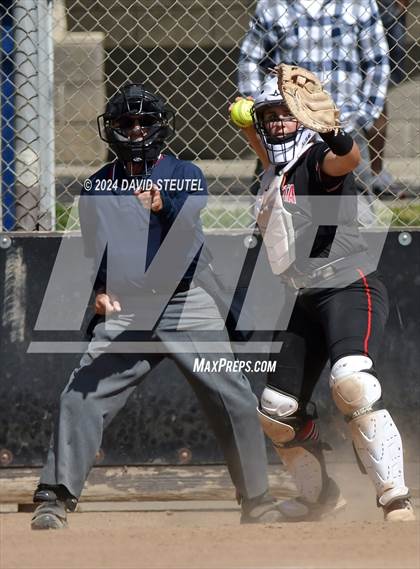 Thumbnail 1 in Bella Vista vs. Pleasant Valley (Stephanie LeDoux Tournament) photogallery.