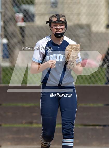 Thumbnail 3 in Bella Vista vs. Pleasant Valley (Stephanie LeDoux Tournament) photogallery.