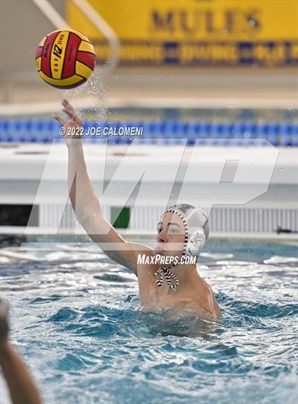 Thumbnail 3 in Alamo Heights vs Marshall (Bi District) photogallery.