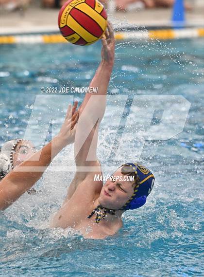 Thumbnail 2 in Alamo Heights vs Marshall (Bi District) photogallery.