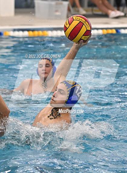 Thumbnail 3 in Alamo Heights vs Marshall (Bi District) photogallery.