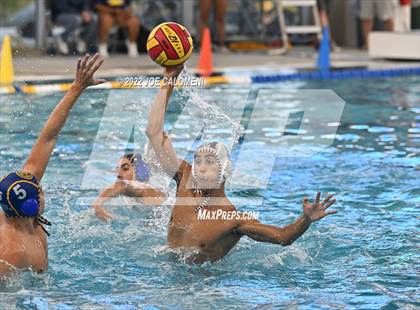 Thumbnail 2 in Alamo Heights vs Marshall (Bi District) photogallery.