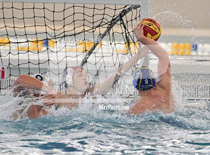 Thumbnail 3 in Alamo Heights vs Marshall (Bi District) photogallery.