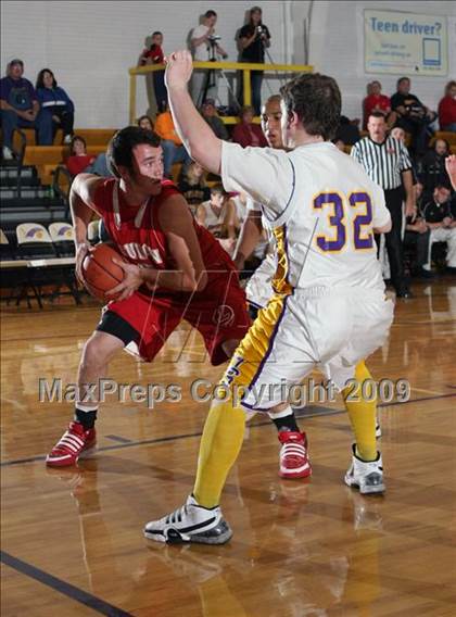 Thumbnail 1 in Oliver Springs vs Loudon (Oliver Springs Bobcat Thanksgiving Classic) photogallery.
