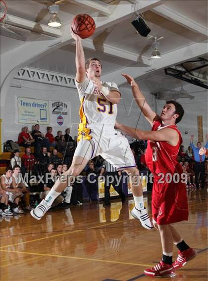 Thumbnail 2 in Oliver Springs vs Loudon (Oliver Springs Bobcat Thanksgiving Classic) photogallery.