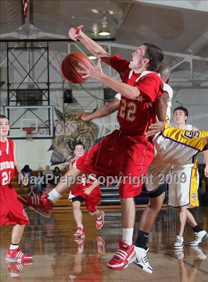Thumbnail 2 in Oliver Springs vs Loudon (Oliver Springs Bobcat Thanksgiving Classic) photogallery.