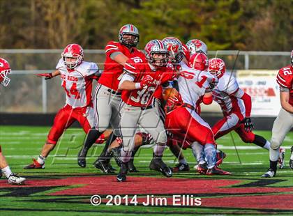 Thumbnail 3 in Cabell Midland vs Parkersburg photogallery.