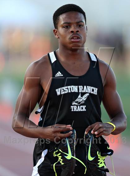 Thumbnail 3 in SJS Masters Track and Field (Boys Track Events) photogallery.