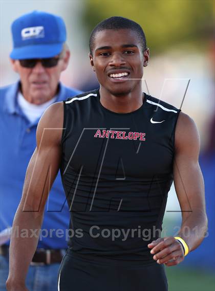 Thumbnail 2 in SJS Masters Track and Field (Boys Track Events) photogallery.