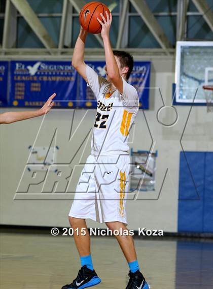 Thumbnail 1 in Mira Costa vs. El Segundo (El Segundo Tournament) photogallery.