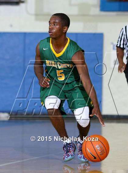 Thumbnail 3 in Mira Costa vs. El Segundo (El Segundo Tournament) photogallery.