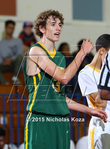 Thumbnail 1 in Mira Costa vs. El Segundo (El Segundo Tournament) photogallery.