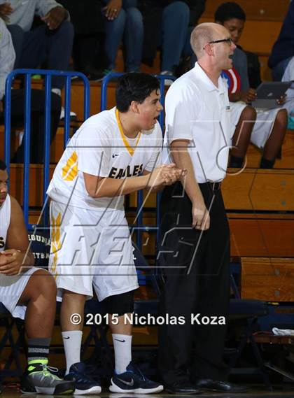 Thumbnail 2 in Mira Costa vs. El Segundo (El Segundo Tournament) photogallery.