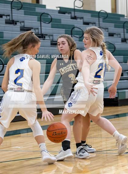 Thumbnail 2 in Kearney vs. Lincoln Southeast (HAC Tournament) photogallery.