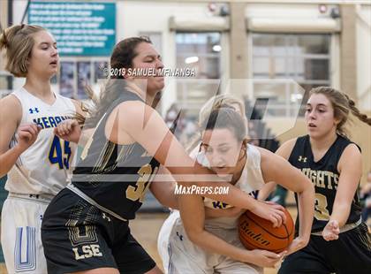 Thumbnail 1 in Kearney vs. Lincoln Southeast (HAC Tournament) photogallery.
