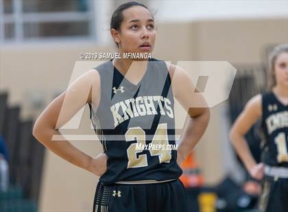 Thumbnail 2 in Kearney vs. Lincoln Southeast (HAC Tournament) photogallery.