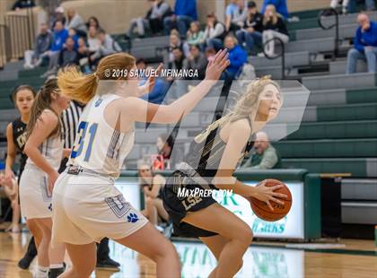 Thumbnail 2 in Kearney vs. Lincoln Southeast (HAC Tournament) photogallery.