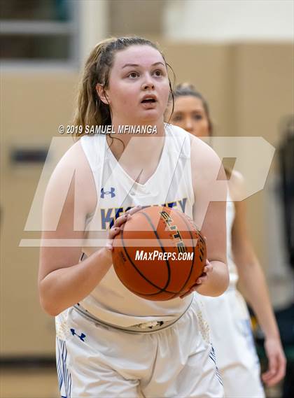 Thumbnail 3 in Kearney vs. Lincoln Southeast (HAC Tournament) photogallery.