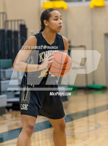 Thumbnail 2 in Kearney vs. Lincoln Southeast (HAC Tournament) photogallery.