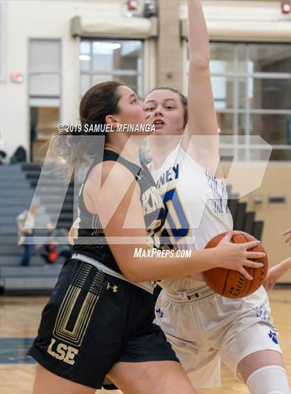 Thumbnail 1 in Kearney vs. Lincoln Southeast (HAC Tournament) photogallery.