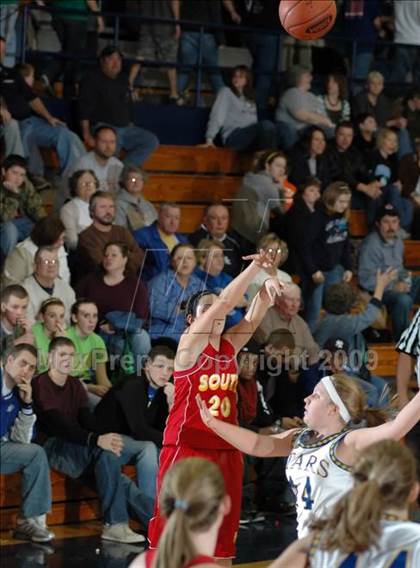 Thumbnail 2 in Muhlenberg South vs. Muhlenberg North (10th District Tournament) photogallery.