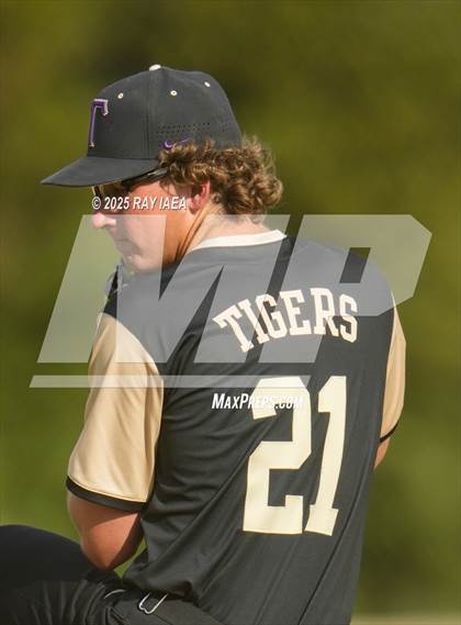 Thumbnail 3 in Tokay @ Hughson photogallery.