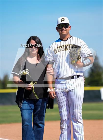 Thumbnail 1 in Tokay @ Hughson photogallery.
