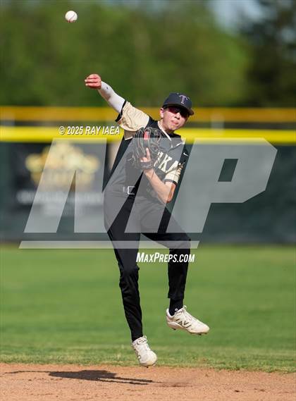 Thumbnail 2 in Tokay @ Hughson photogallery.