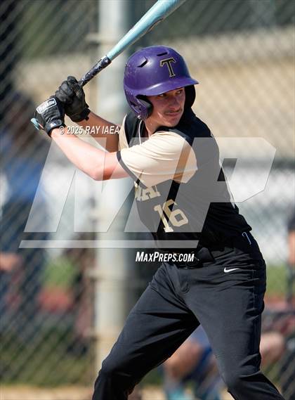 Thumbnail 1 in Tokay @ Hughson photogallery.