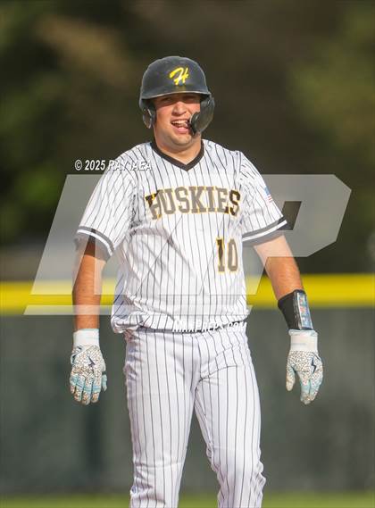 Thumbnail 1 in Tokay @ Hughson photogallery.