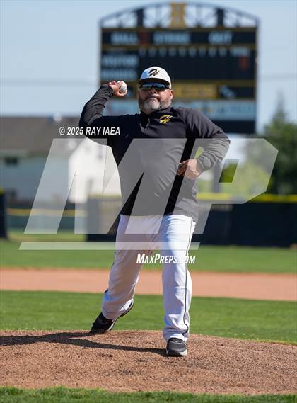 Thumbnail 3 in Tokay @ Hughson photogallery.
