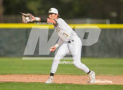 Thumbnail 1 in Tokay @ Hughson photogallery.