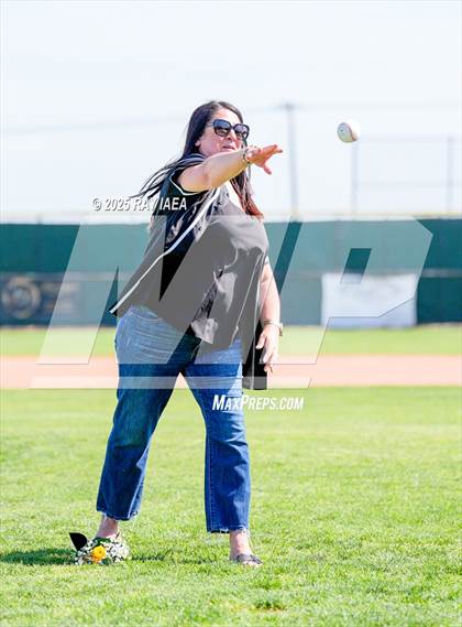 Thumbnail 1 in Tokay @ Hughson photogallery.
