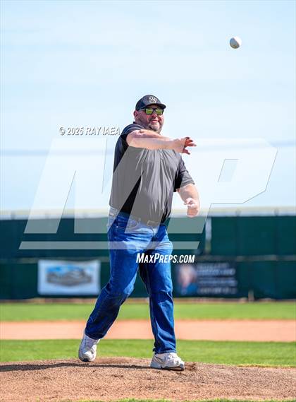 Thumbnail 1 in Tokay @ Hughson photogallery.