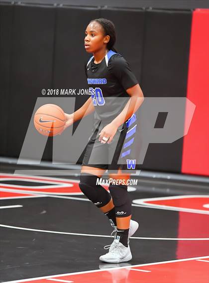 Thumbnail 1 in Miami Country Day vs. Windward  (Nike Tournament of Champions)  photogallery.