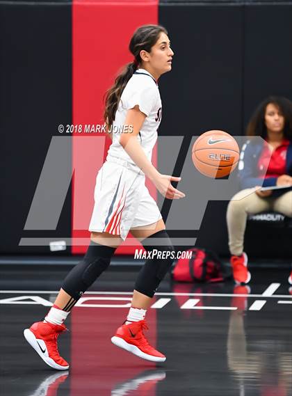 Thumbnail 1 in Miami Country Day vs. Windward  (Nike Tournament of Champions)  photogallery.