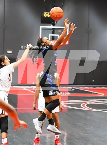 Thumbnail 1 in Miami Country Day vs. Windward  (Nike Tournament of Champions)  photogallery.