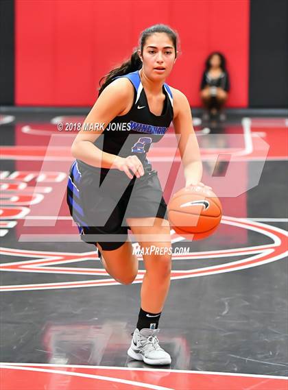 Thumbnail 3 in Miami Country Day vs. Windward  (Nike Tournament of Champions)  photogallery.