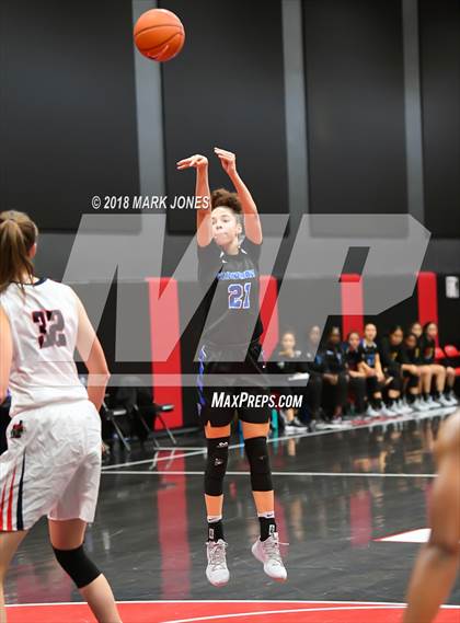 Thumbnail 3 in Miami Country Day vs. Windward  (Nike Tournament of Champions)  photogallery.