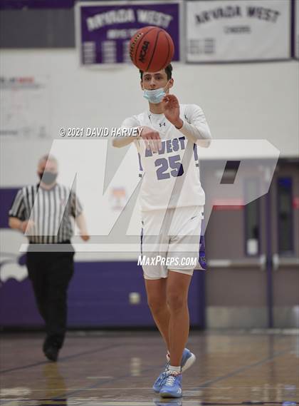 Thumbnail 1 in Brighton @ Arvada West photogallery.