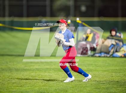 Thumbnail 2 in Los Alamitos @ Canyon  photogallery.
