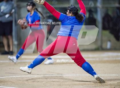 Thumbnail 3 in Los Alamitos @ Canyon  photogallery.