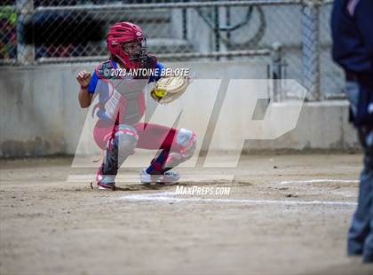 Thumbnail 2 in Los Alamitos @ Canyon  photogallery.