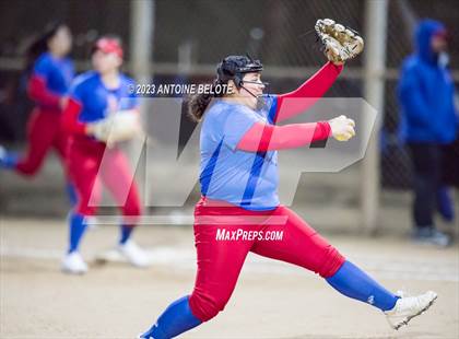 Thumbnail 2 in Los Alamitos @ Canyon  photogallery.