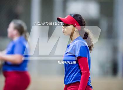 Thumbnail 1 in Los Alamitos @ Canyon  photogallery.