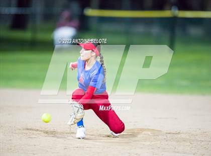 Thumbnail 2 in Los Alamitos @ Canyon  photogallery.