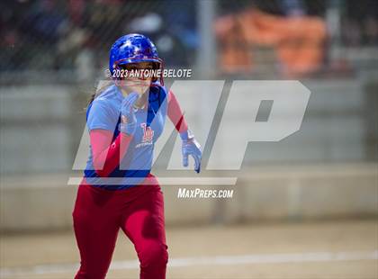 Thumbnail 2 in Los Alamitos @ Canyon  photogallery.