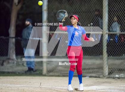 Thumbnail 2 in Los Alamitos @ Canyon  photogallery.