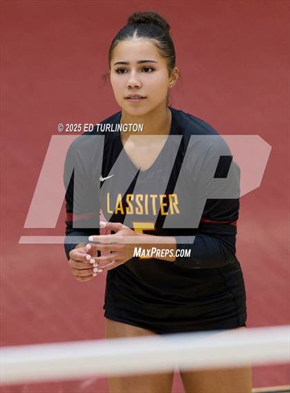 Thumbnail 1 in Lambert @ Lassiter photogallery.